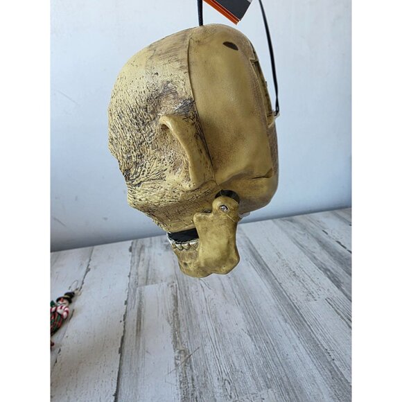 Vintage seasonal visions chattering zombie Halloween animated light up funny dec - Picture 6 of 10